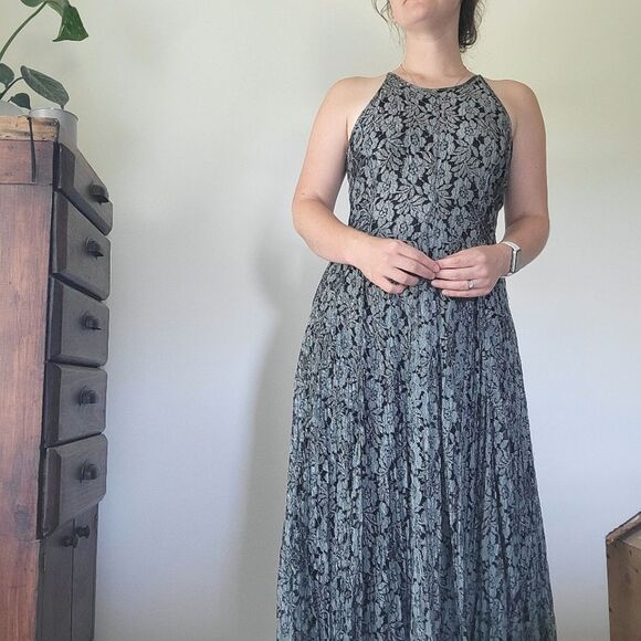 Vintage Starina Black Silver Gray Lace Overlay  Maxi Dress Small Flowy - Picture 1 of 14